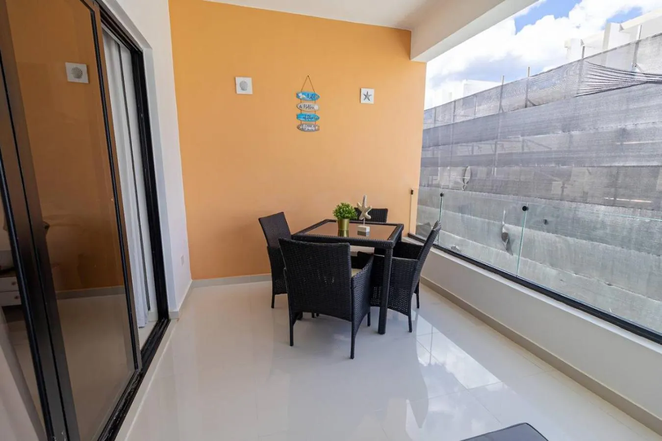 Serene 2-Bedroom Coastal Retreat In Bayahibe San Rafael del Yuma Apartment